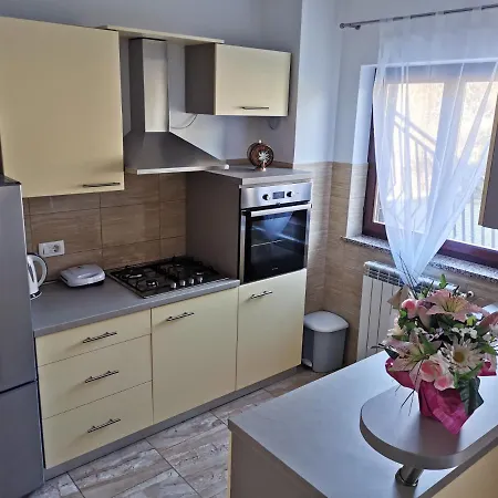 Apartment Apartman Martina *